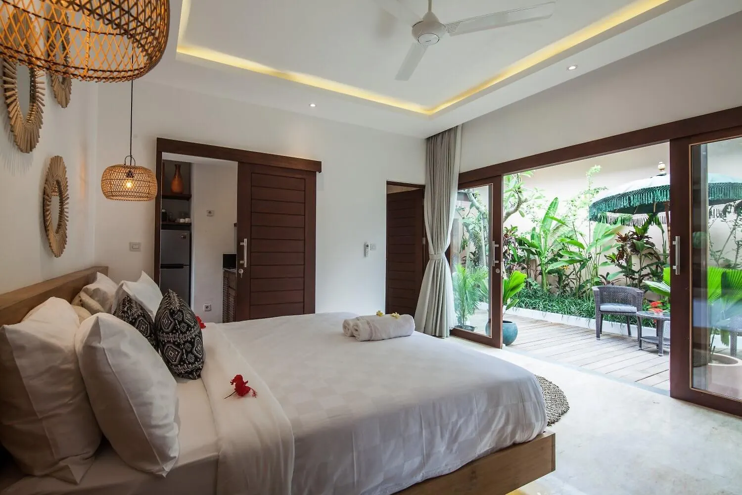 Frangipani Villa Kuning At Berawa Canggu  Indonesia
